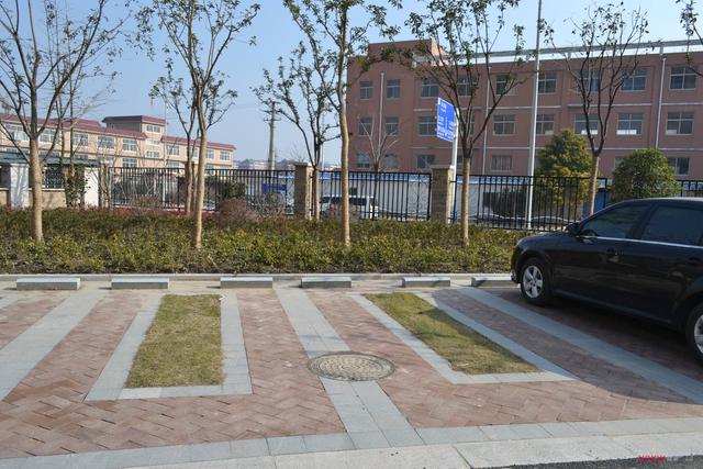 С�^(q��)��(n��i)ͣ܇λ�ķ����w��